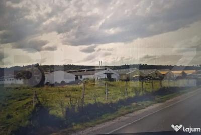 Spațiu comercial, de 3,000 mp, în Central - 3