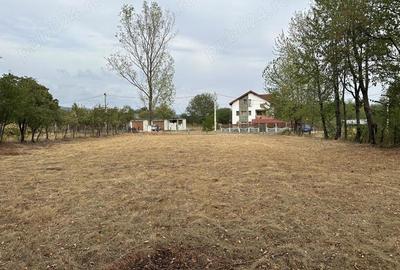 Teren de 1193 mp, în Polovragi - 4