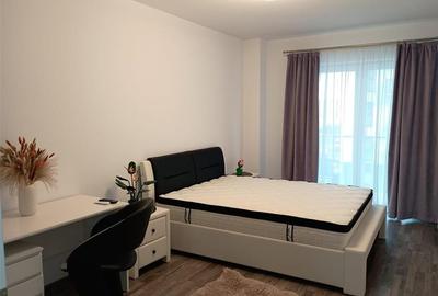 Apartament cu 3 camere decomandat, mobilat în Tractorul - 8