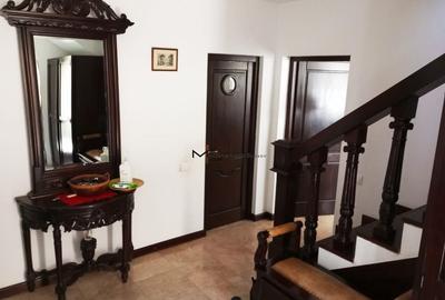 ? Proprietate exclusivistă cu 2 case, piscină și sală de fitness - 3