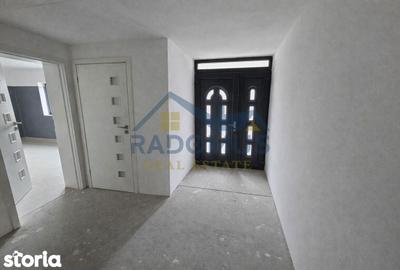 Casă cu 8 camere cu Teren 600 Mp în Central - 20