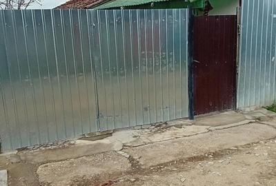 Casă cu Teren 400 Mp în Central - 3