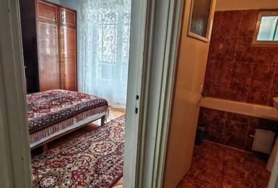 Apartament cu 2 camere semidecomandat în Calea București