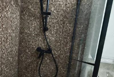 Apartament cu 3 camere semidecomandat în Central - 1