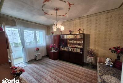 Apartament cu 2 camere decomandat în Central - 3