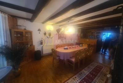 Vila de vacanta de vanzare in Busteni - Zona Zamora - 1