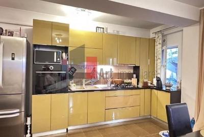 Vand Ap. 4 camere Str. Rezervelor 70 Militari Residence - 2