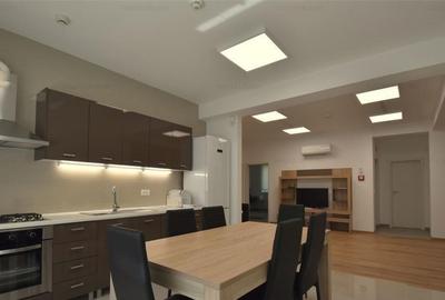 Ap cu 5 camere zona Medicina/Complex - 1