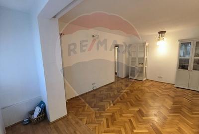 De vanzare ap 2 camere - Podgoria, Arad Etaj 1 curte interioara - 7