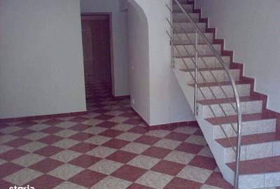 Casă cu 4 camere cu Teren 106 Mp în Calea Călărașilor - 4