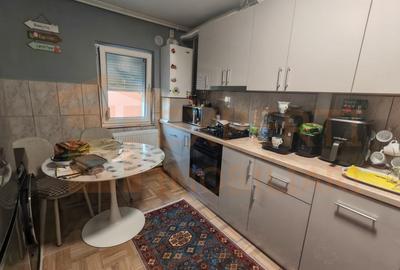Apartament cu 2 camere decomandat, mobilat în Km 5 - 7