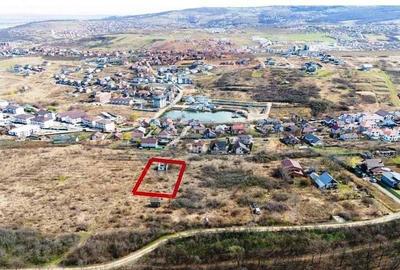 Teren de 1424 mp, în Hlincea