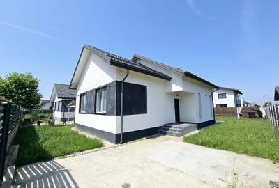 Casa mobilata si utilata - 3 camere - 375mp teren - gaz - curent - 2