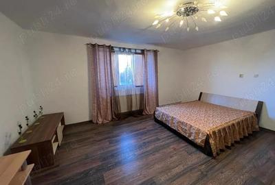 Casă cu 5 camere cu Teren 400 Mp în Central - 4