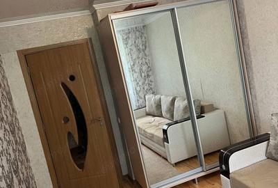 Apartament cu 3 camere decomandat în Florilor - 4
