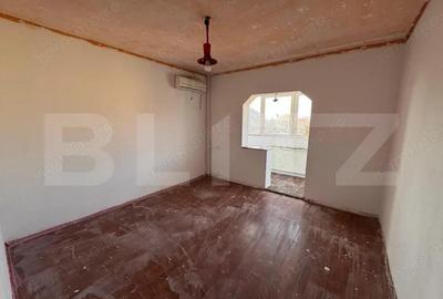 Apartament 3 camere, decomandat - zona Velenta - 10