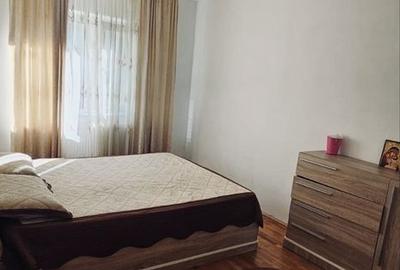 Apartament cu 4 camere în Central - 1