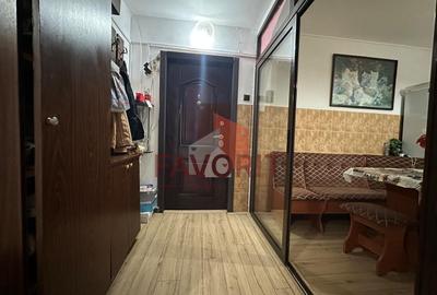 Apartament cu 3 camere decomandat, mobilat în Soarelui - 12