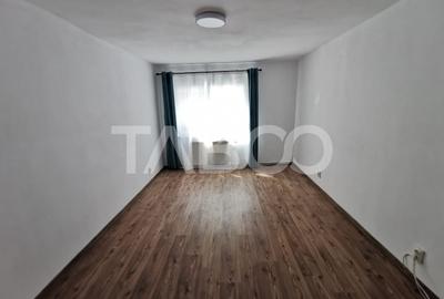 Apartament cu 3 camere decomandate la parter inalt in zona Terezian - 7