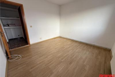 Apartament cu 2 camere decomandat în Central - 9