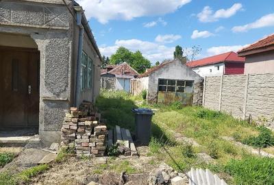 Casă cu Teren 430 Mp în Medicină - 2