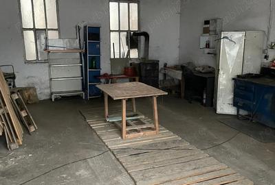 Spațiu comercial, de 98 mp, în Central - 1