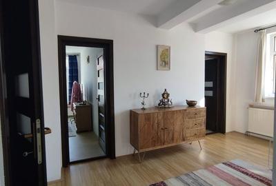 Casă cu 3 camere în Dosu Bricii - 4