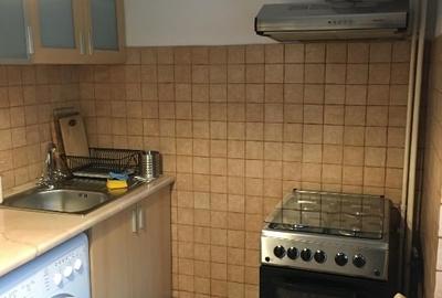 Garsoniera confort 1, cocheta, la 4 minute de metrou 1 Decembrie Garsoniera confort 1, cocheta, la 4 minute de metrou 1 Decembrie - 9