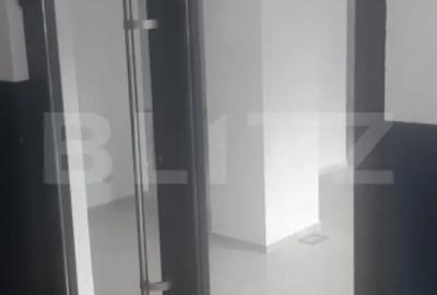 Spațiu comercial, de 148 mp, în Central - 11