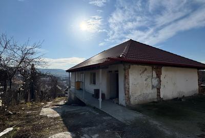 Casă cu 4 camere în Central - 3