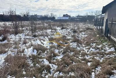 Teren de 3400 mp, în Livezi - 5