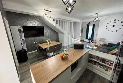 Casă cu Teren 374 Mp în Dumbrăvița