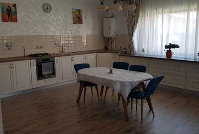 Casă individuală cu 4 camere cu Canalizare în Sud - 9