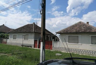 Casă cu 4 camere cu Teren 1400 Mp în Seleuș - 3