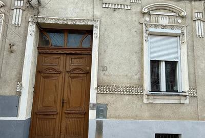 Inchiriez birou zona centrala, la 5 min de mers pe jos pe Republicii si la 2 min de fac de Drept - 2