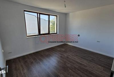Casă cu 4 camere cu Teren 70 Mp în Central - 4