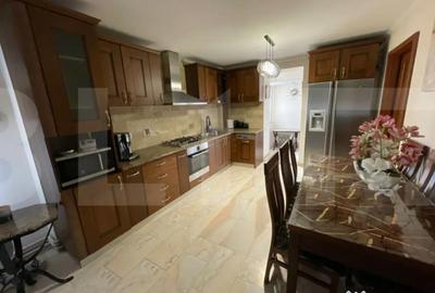 Apartament cu 4 camere decomandat în Girocului - 16