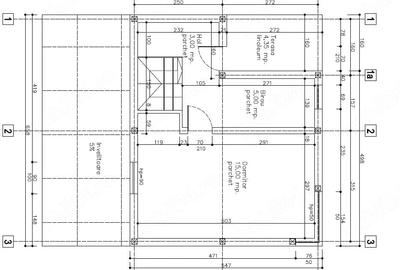 Casă cu 2 camere cu Teren 900 Mp în Central