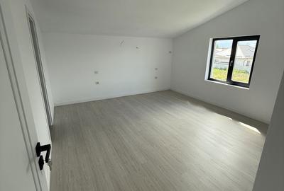 Casă cu 4 camere în Nord - 5