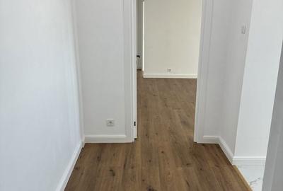 Apartament cu 3 camere decomandat în Văcăresti - 4