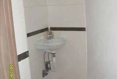 Apartament cu 2 camere nedecomandat în Ultracentral