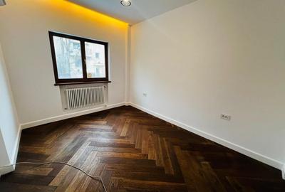 Casă individuală cu 12 camere cu Canalizare în Cotroceni - 7