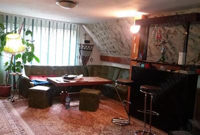 Casă cu Teren 1800 Mp în Grajduri - 2