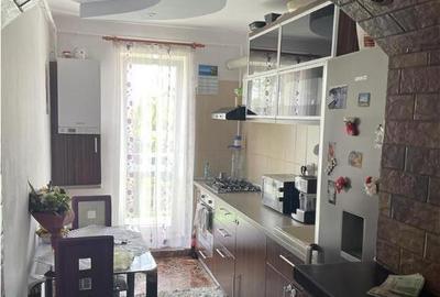 Apartament 2 camere, decomandat - zona Tractorul. - 4
