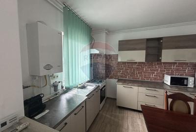Apartament cu 3 camere decomandat în Independenței - 5