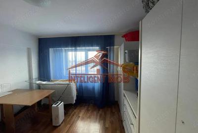 Apartament cu 4 camere semidecomandat în Central - 12