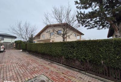 Casă cu 6 camere cu Teren 580 Mp în Central - 4