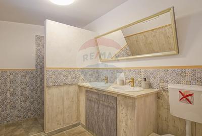 Casă cu 9 camere cu Teren 888 Mp în Sohodol - 36