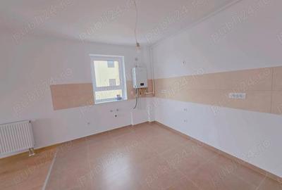 Apartament cu 3 camere decomandat în Tractorul - 1