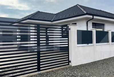 Casă cu 4 camere cu Teren 400 Mp în Unirea